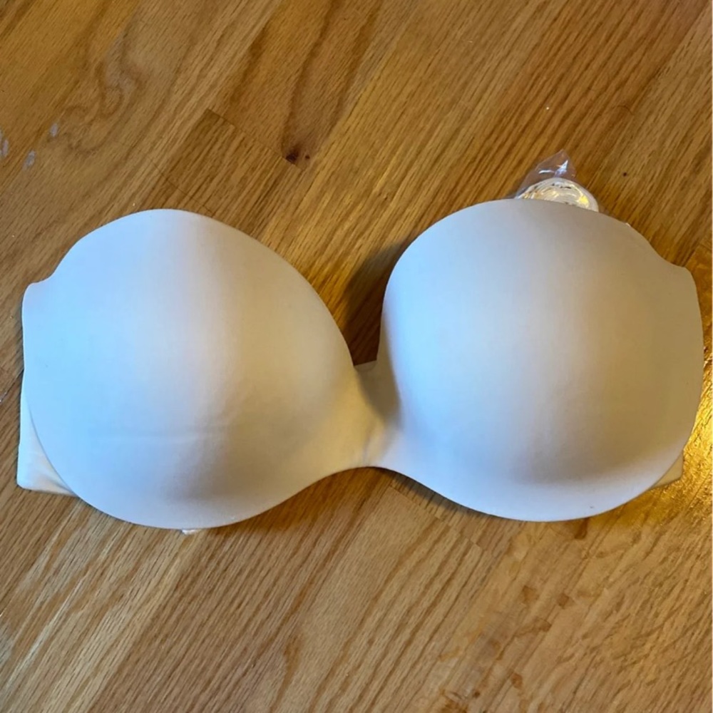 Warner’s ivory bra 34c